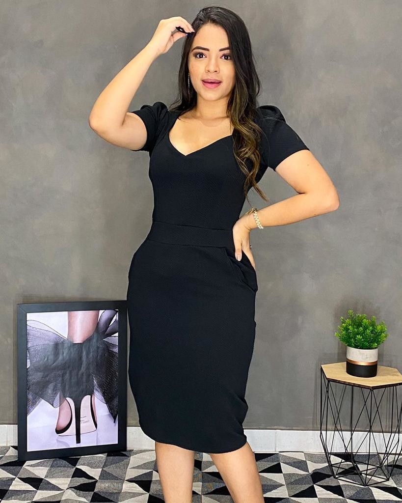 vestido tubinho preto