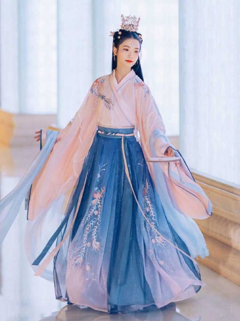 royal chinese traditional dress hanfu