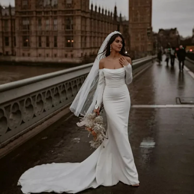 Vestido longo branco para noivas modernas: Escolhas além do tradicional