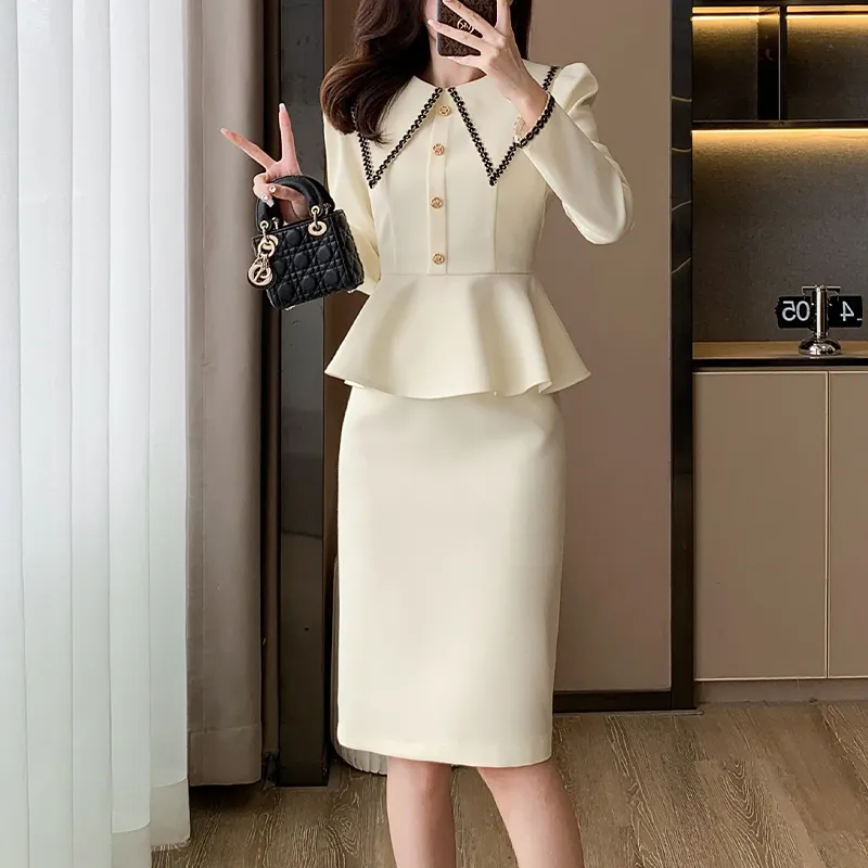 women's skirt suit