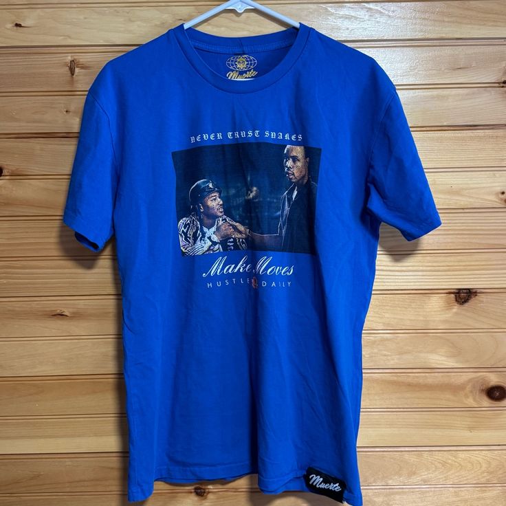 graphic tee