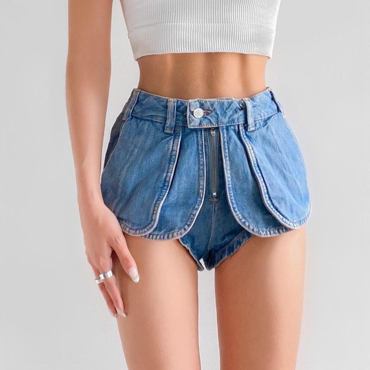 hot pants