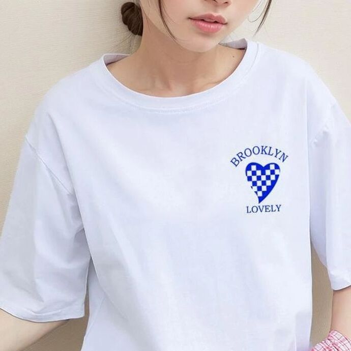 graphic tee