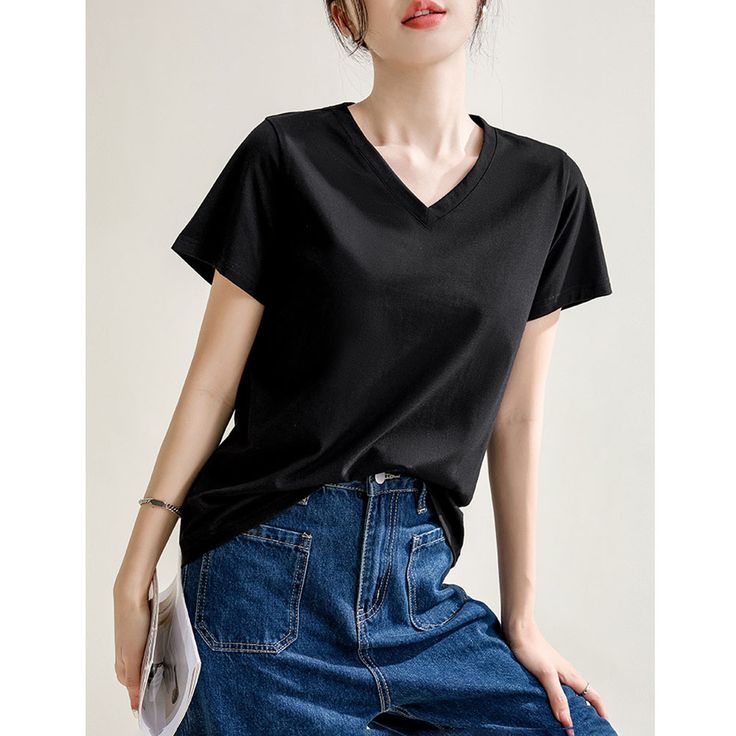 black tee