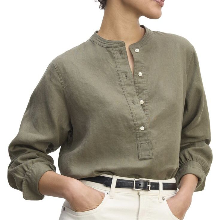 Long-sleeved top