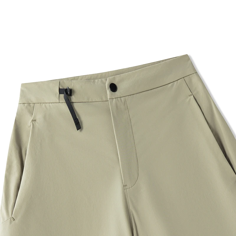khaki golf shorts