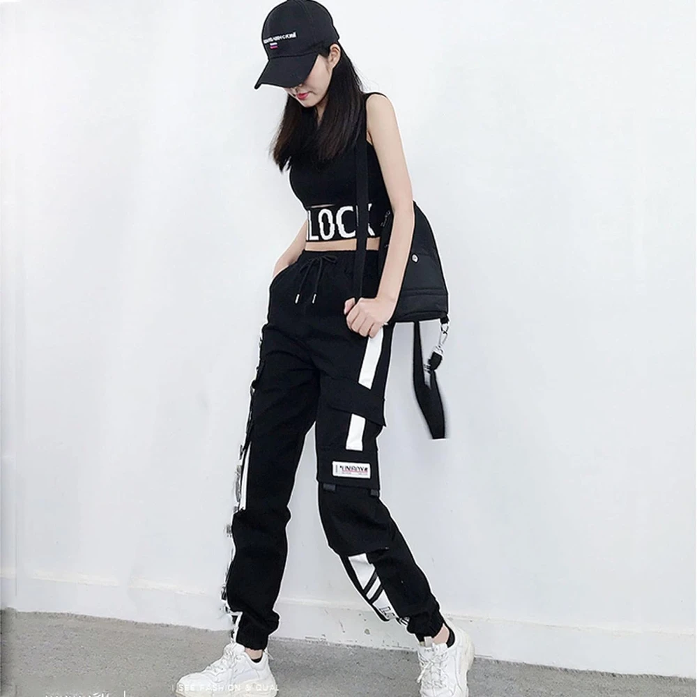 womens black cargo pants