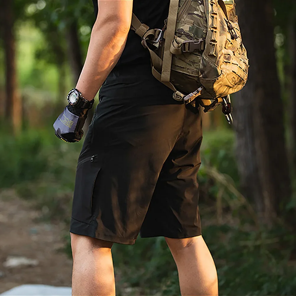 mens lightweight cargo shorts