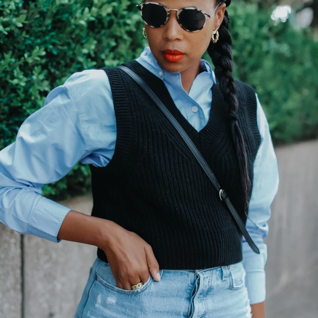 how to wear sweater vest