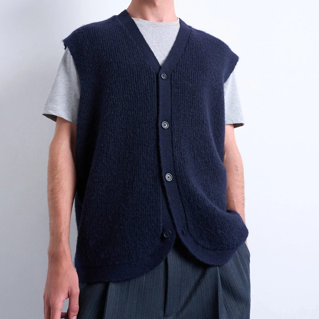 mens sweater vest outfit