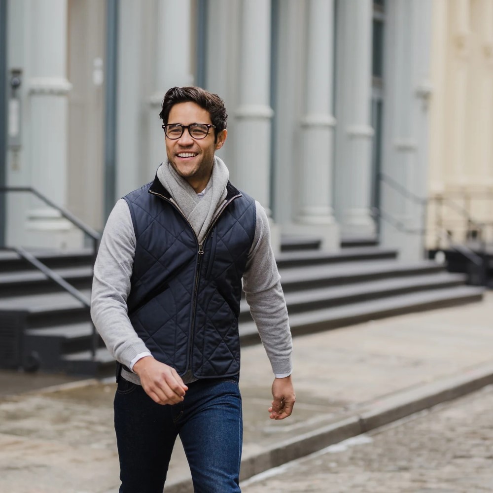 style a sweater vest men