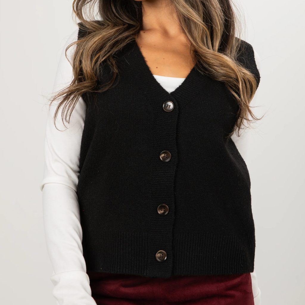 black sweater vest womens