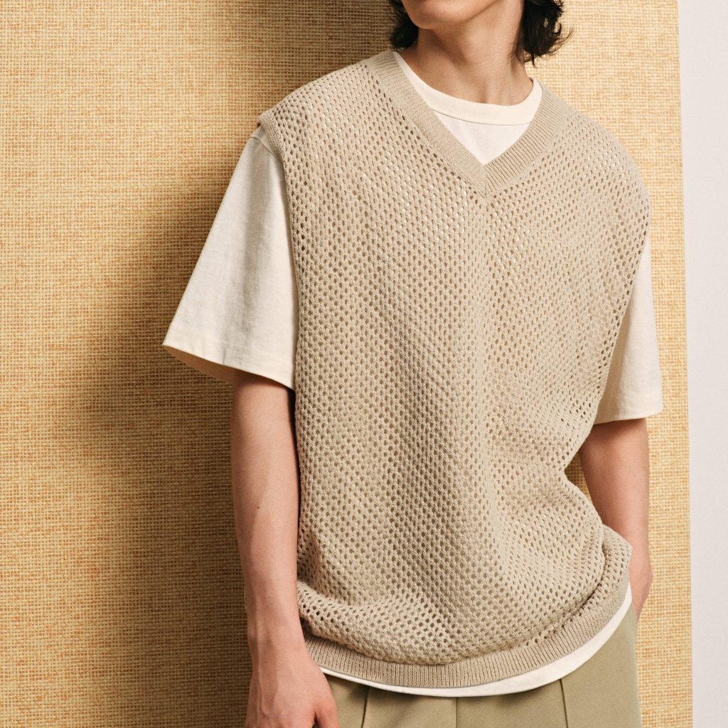 mens wool sweater vest