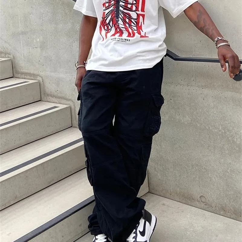 baggy black cargo pants