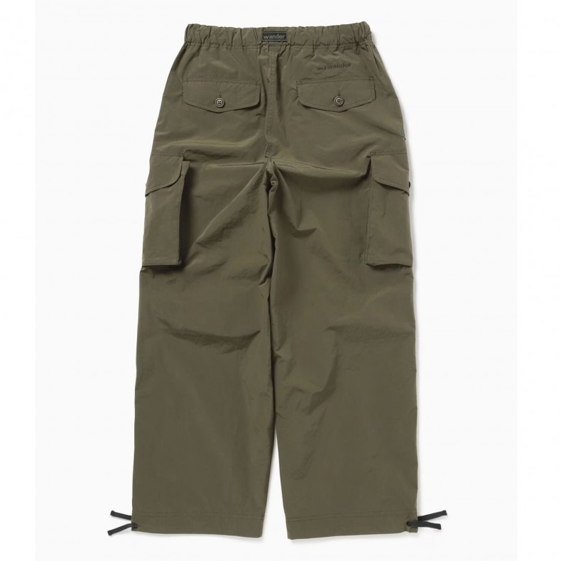 oversized cargo pants
