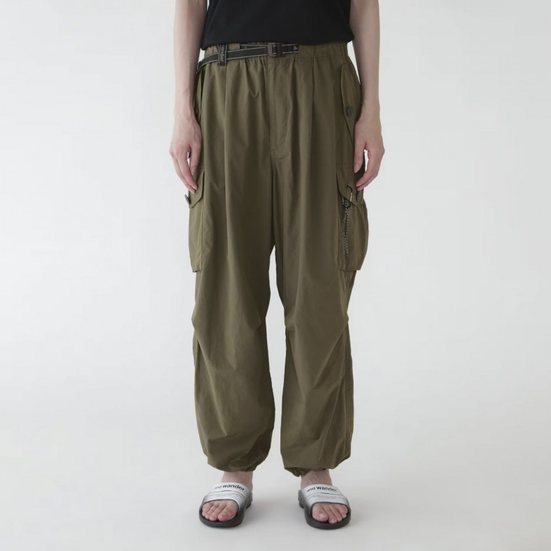 oversized cargo pants